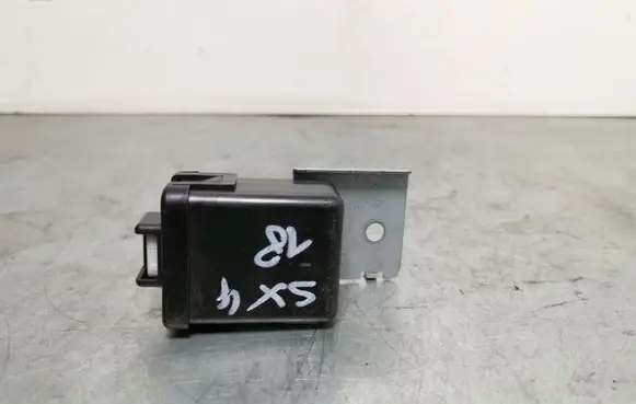 Suzuki SX4 S-Cross Other control units/modules 3719061M00