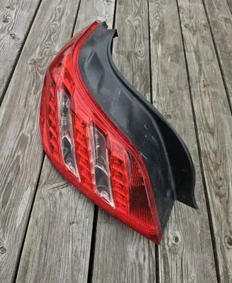 Peugeot 508 Rear/tail lights 9686293780