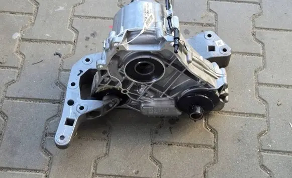 BMW X5 G05 Gearbox transfer box case 8465869 5B5E1C7
