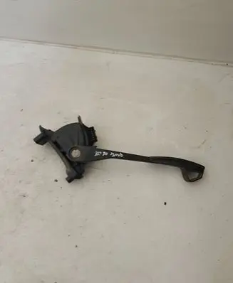 Volvo XC70 Accelerator throttle pedal 9496822