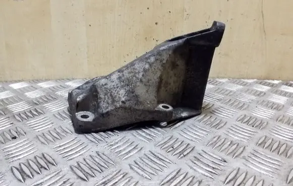 Audi A6 S6 C5 4B Engine mounting bracket 8D0199307P
