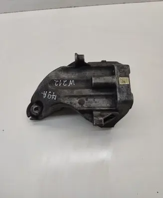 Mercedes-Benz E W212 Engine mounting bracket A6512230004