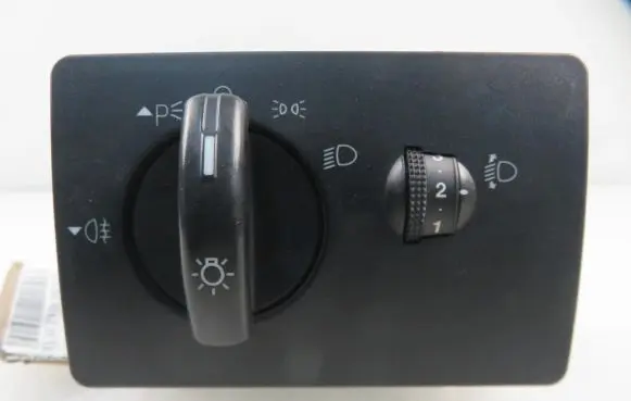 Ford Focus Light switch 4M5T13A024EA
