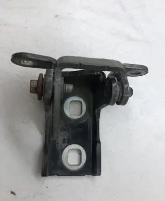 Opel Insignia A Rear door lower hinge ES03A046574
