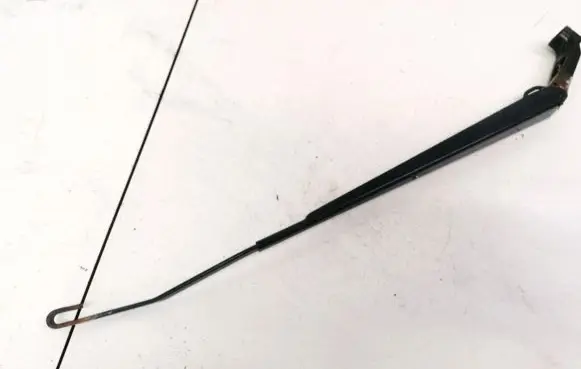 Toyota Avensis T250 Front wiper blade arm