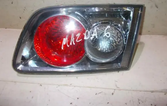Mazda 6 Tailgate rear/tail lights