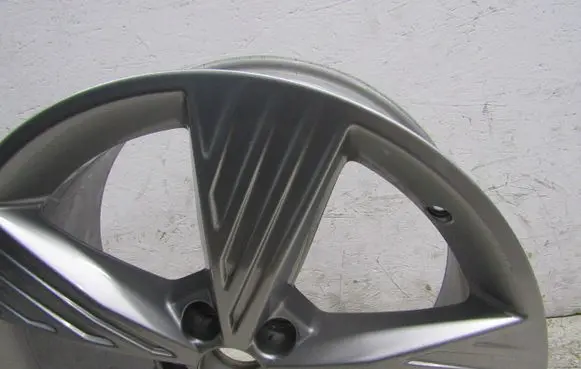 R17 alloy rim
