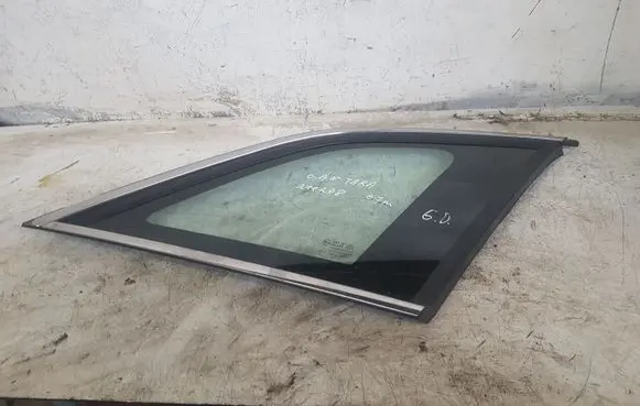 Opel Antara Rear side window