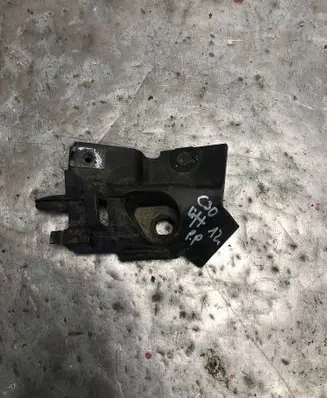 Volvo C30 Front bumper mounting bracket 31214663BILI 31214663