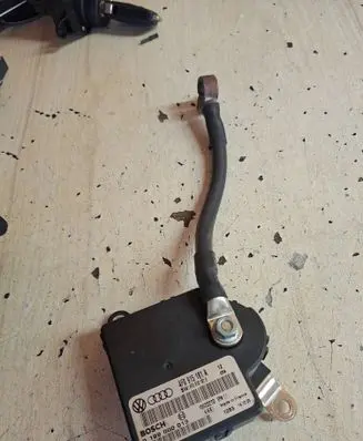 Audi A6 S6 C6 4F Power management control unit 4F0915181A 4F0910181E 0199000013