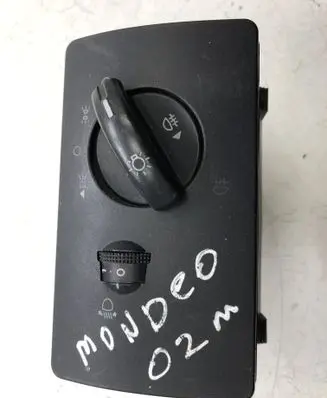 Ford Mondeo Mk III Light switch 1S7T13A024HB