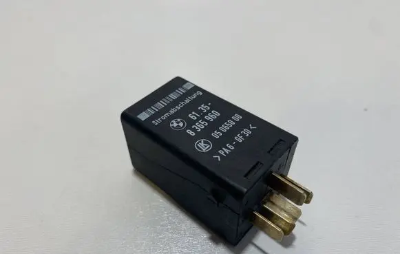 BMW 5 E39 Other relay 8365960 05065000