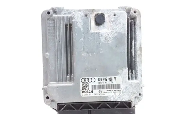 Audi A3 S3 8P Engine control unit/module 03G906016FF 0281011905