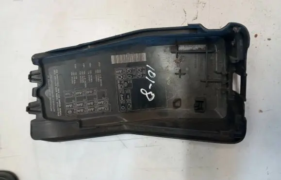 Volvo V60 Fuse box cover 30659262