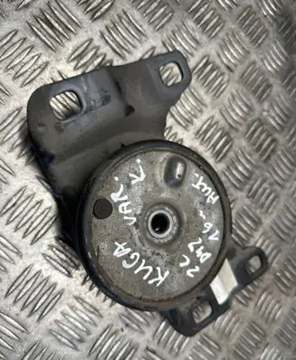 Engine mount bracket