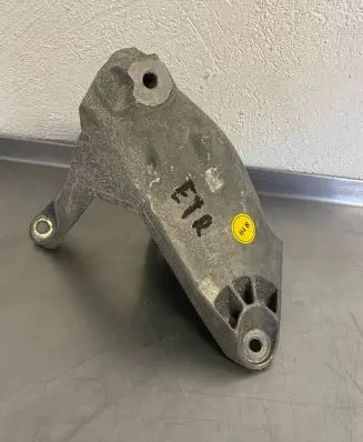 Audi e-tron Engine mounting bracket 4KE199605M