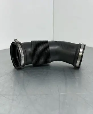 Audi A6 S6 C8 4K Turbo air intake inlet pipe/hose 059129616C