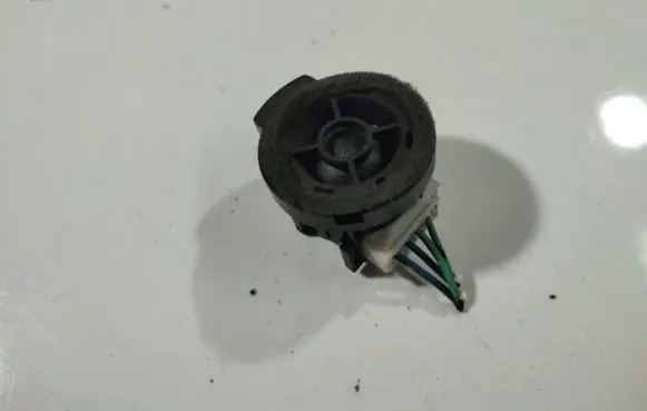 Toyota Auris 150 Front door speaker