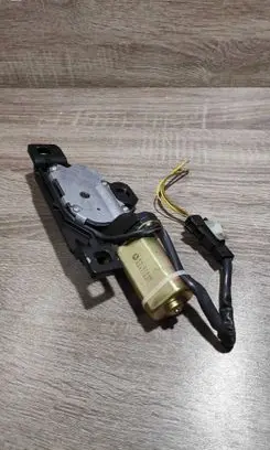 BMW 7 E65 E66 Tailgate lock latch 7014872