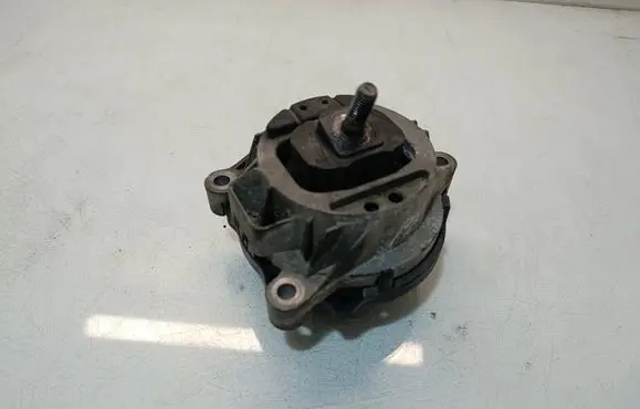 BMW X3 F25 Engine mount bracket 