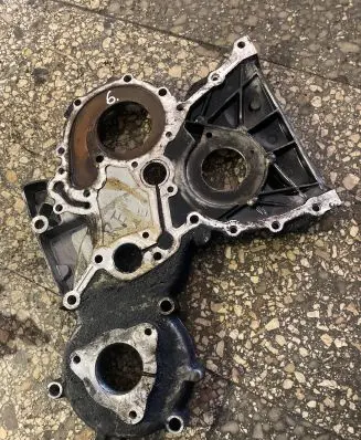 Renault Megane II Timing chain cover 