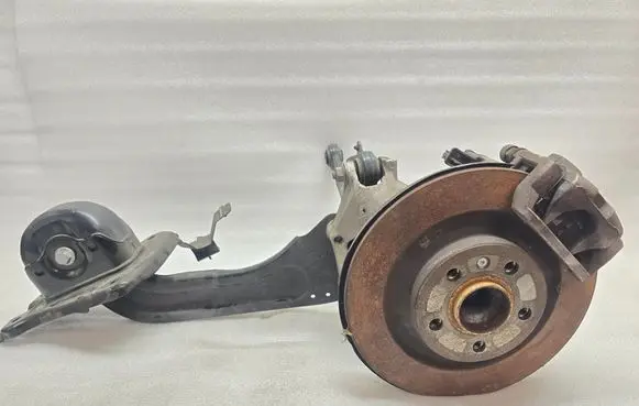 Volvo XC40 Rear wheel hub spindle/knuckle 32246249