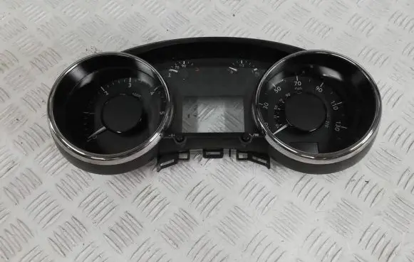 Peugeot 5008 Speedometer (instrument cluster) 9810477580 69789500U 01124602