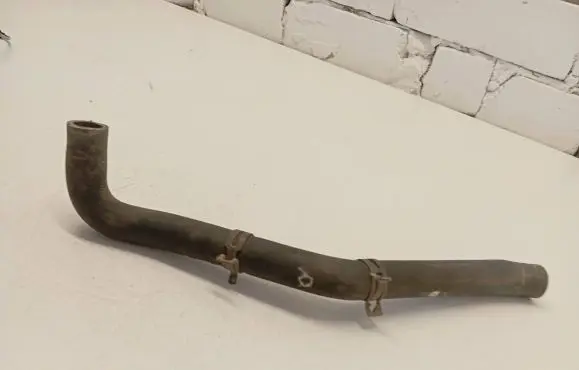 Volkswagen Transporter - Caravelle T4 Engine coolant pipe/hose 701819373A