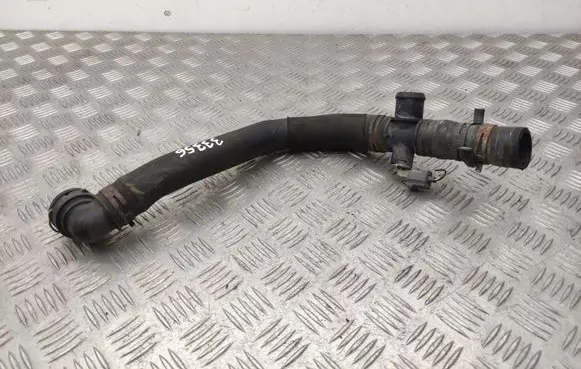 Land Rover Discovery 3 - LR3 Engine coolant pipe/hose PFK500020