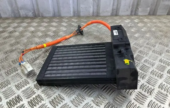Tesla Model S Electric car heater 600738500G 20130809 D596FPCAA07