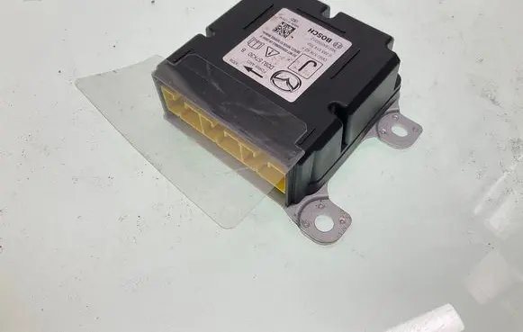 Mazda 2 Airbag control unit/module D09J57K30 D09J57KK2F 36918X050312