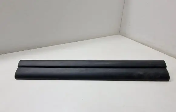 BMW X3 E83 Front sill trim cover 7051381