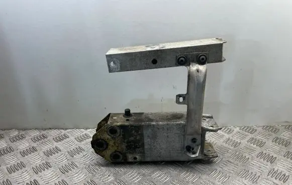 BMW 5 F10 F11 Front bumper shock/impact absorber 7158874 7158894