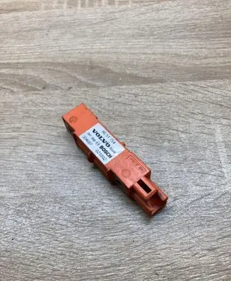 Volvo XC90 Airbag deployment crash/impact sensor 8651754