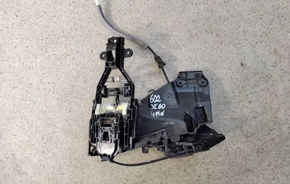 Volvo XC60 Front door lock 3144099840A 31440998