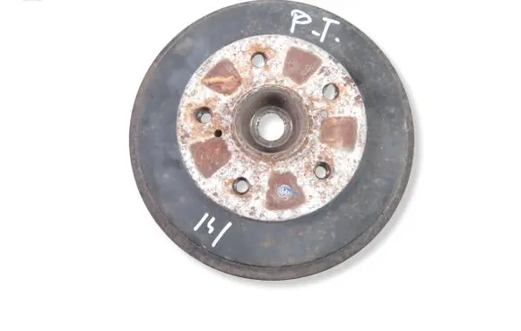 Suzuki SX4 Stub axle 