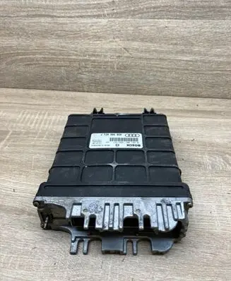 Audi A4 S4 B5 8D Engine control unit/module 028906021F 0281001366