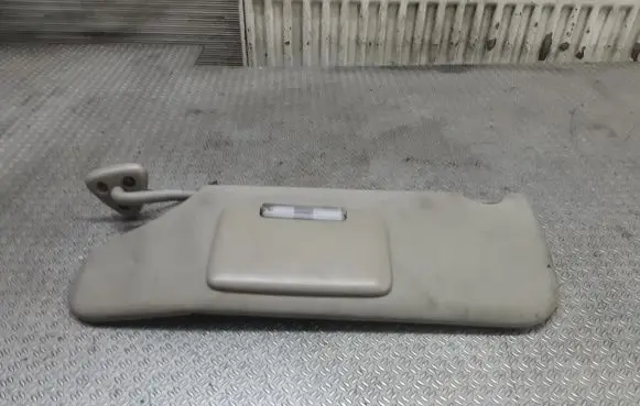 Chrysler 300 - 300C Sun visor