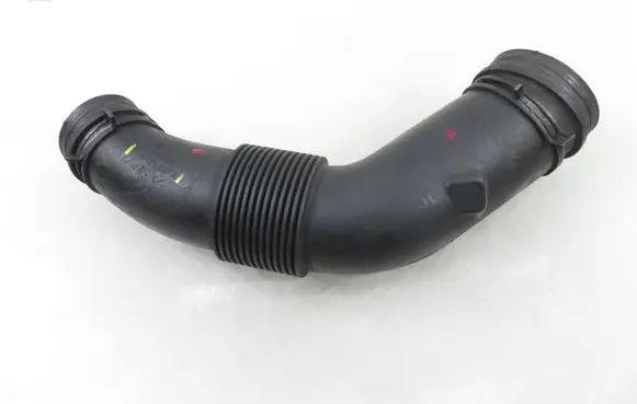 Porsche Cayenne (92A) Air intake hose/pipe 7P0129627A