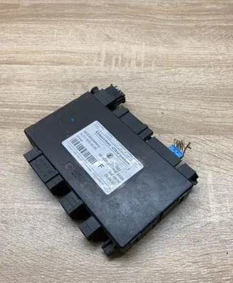 Mercedes-Benz E W211 Seat control module A2118704926 05022307