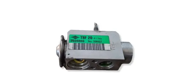 Volvo S60 Air conditioning (A/C) expansion valve 7036866