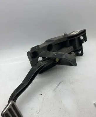 Ford Mustang VI Brake pedal C1504115828 FR3C2D094CD 988977550A