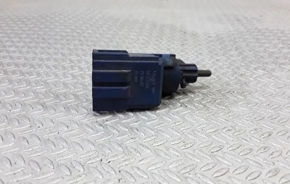 Clutch pedal sensor