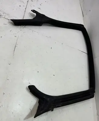 Audi A7 S7 4G Rubber seal rear door 4G8845695 . 68475634065314,207