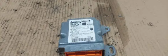 Renault Megane I Airbag control unit/module 8200117652 600639500 B037H503754