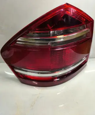 Mercedes-Benz GL X164 Rear/tail lights A1648200564 472001