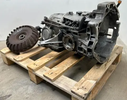 Audi 100 200 5000 C3 Automatic gearbox 010321105B HOL