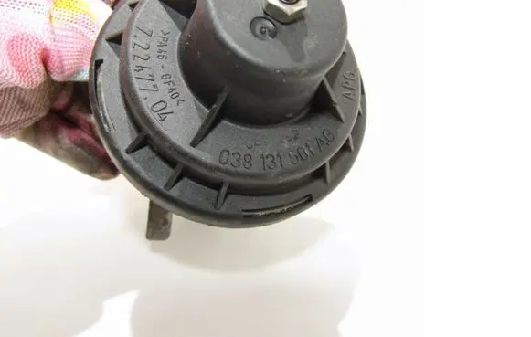 Volkswagen Caddy EGR valve 038131501AG
