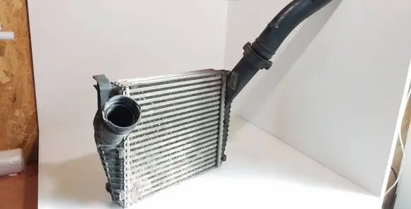 Porsche Cayenne (9PA) Intercooler radiator 7L0145804A