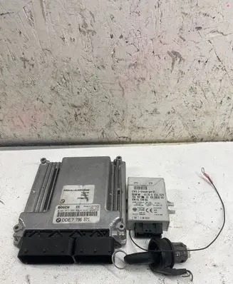 BMW X3 E83 Engine ECU kit and lock set 05393246 11585298 110187